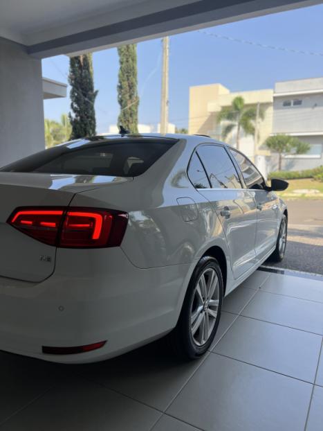 Comprar Sedan Volkswagen Jetta P Tsi Highline Cv Autom Tico