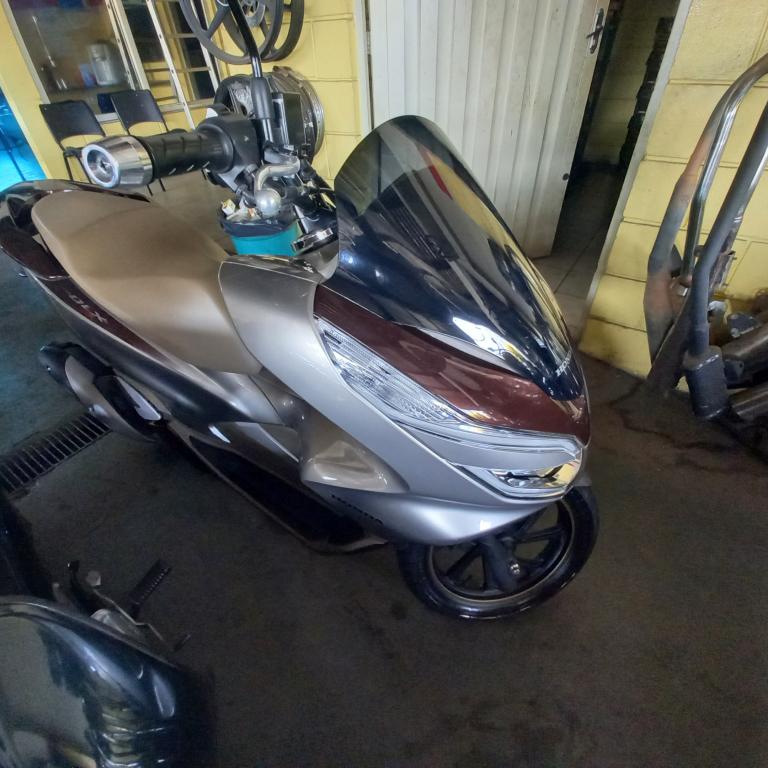 Comprar Honda Pcx Dlx Cinza Em Mogi Gua U Sp