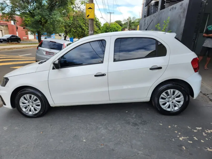 Comprar Hatch Volkswagen Gol 1 0 4P G6 Trendline Flex Branco 2018 Em