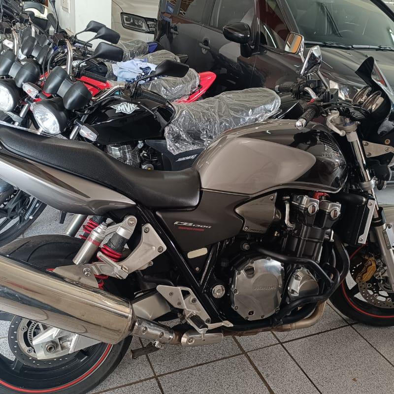 Comprar Honda Cb Super Four Prata Em Piracicaba Sp