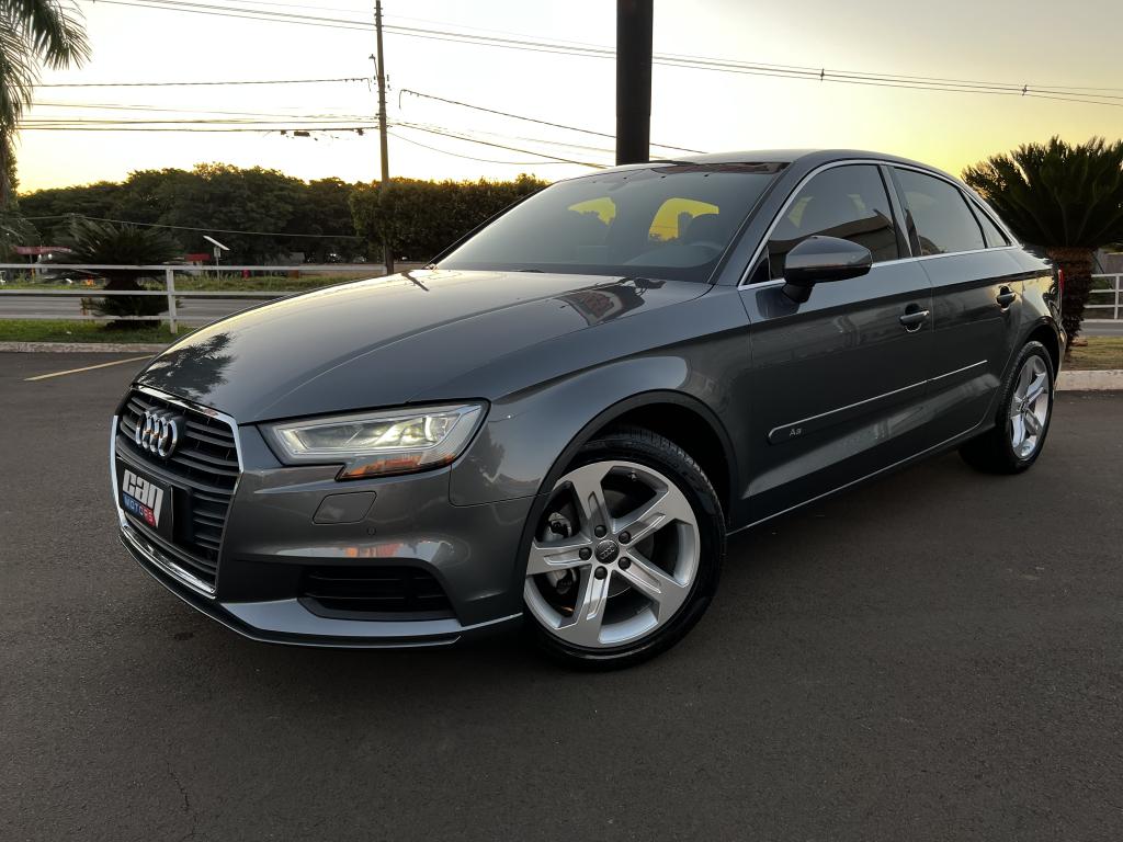 AUDI A3 Sedan - Foto