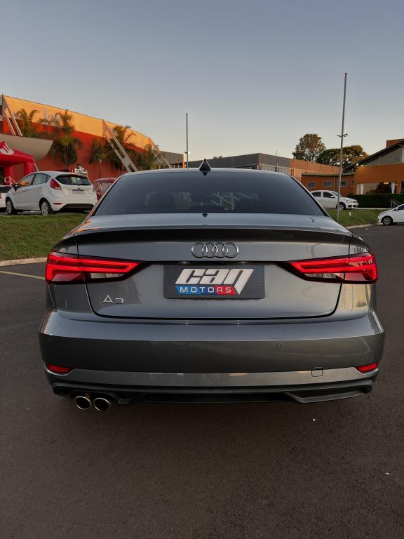 AUDI A3 Sedan - Foto