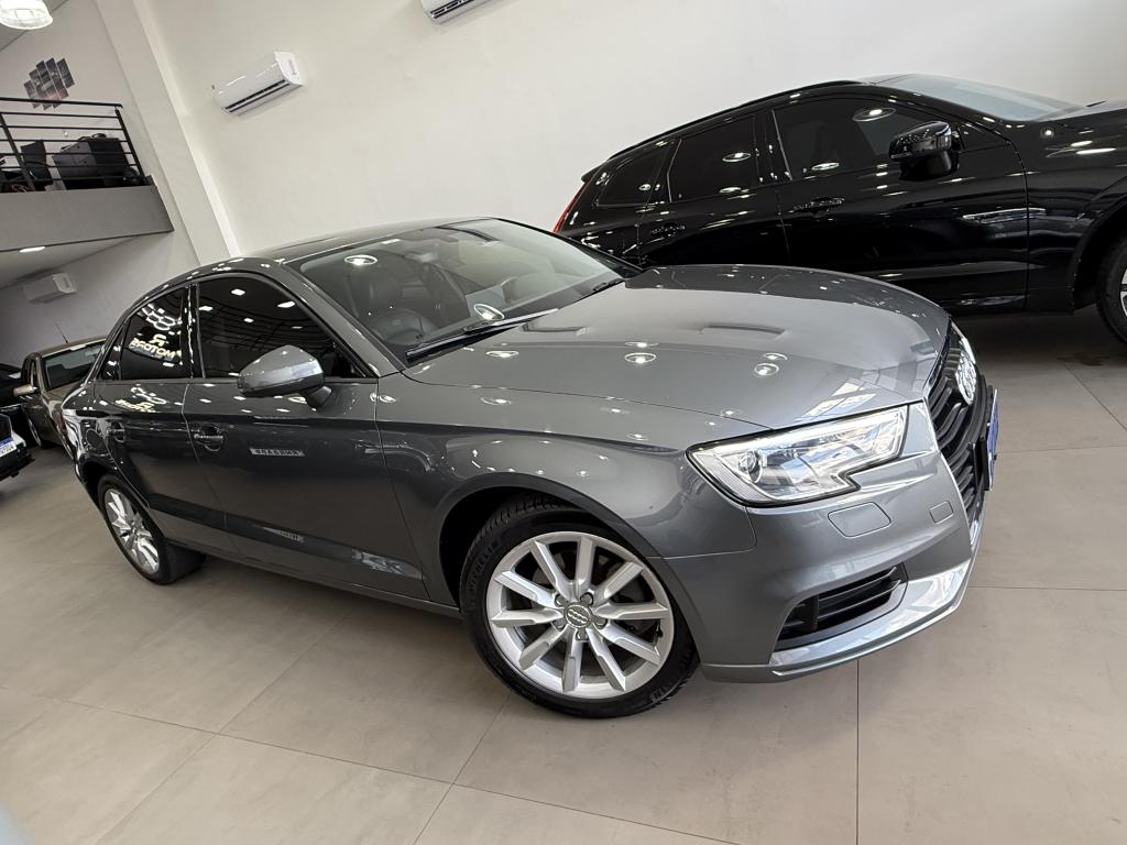 AUDI A3 Sedan - Foto