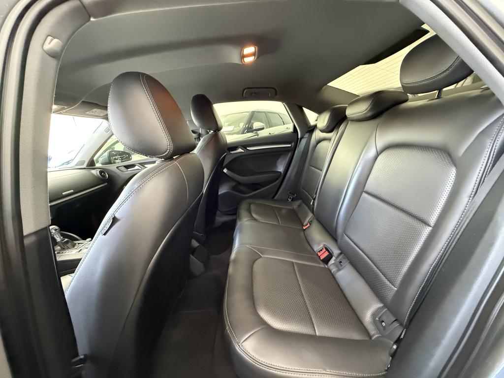 AUDI A3 Sedan - Foto