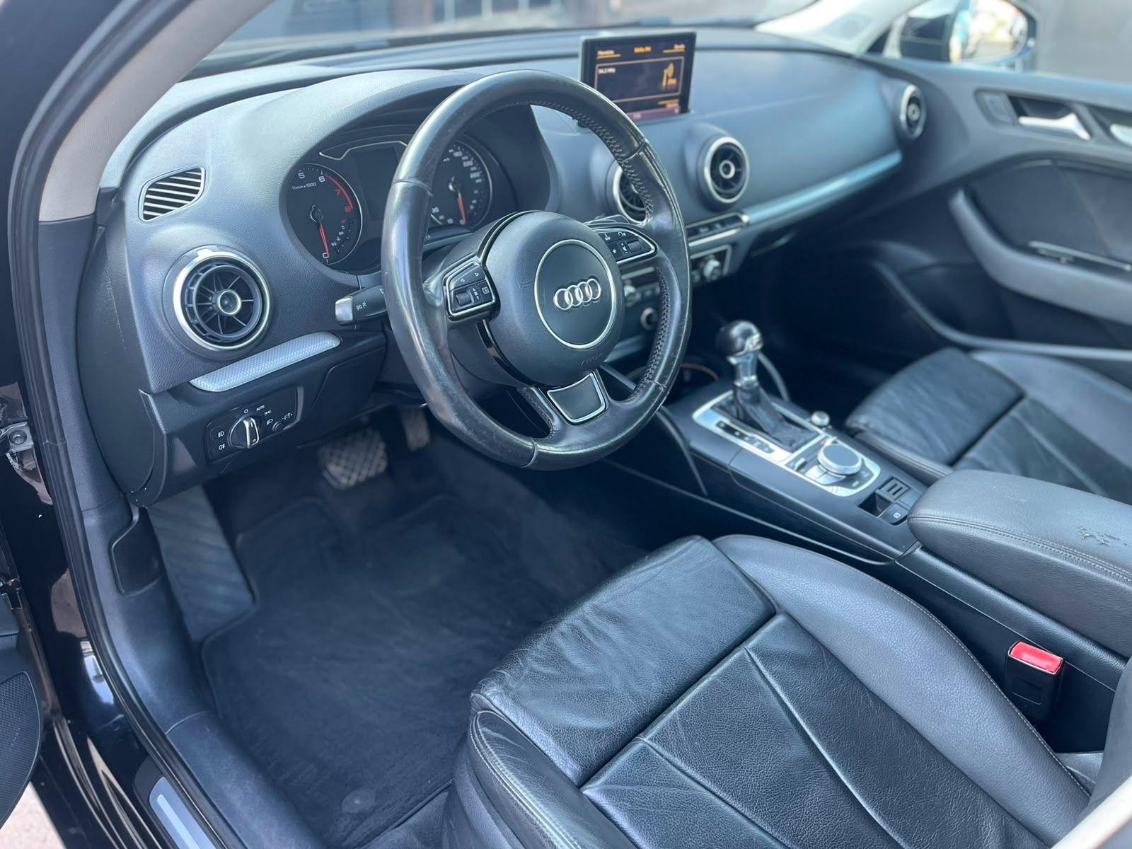 AUDI A3 Sedan - Foto