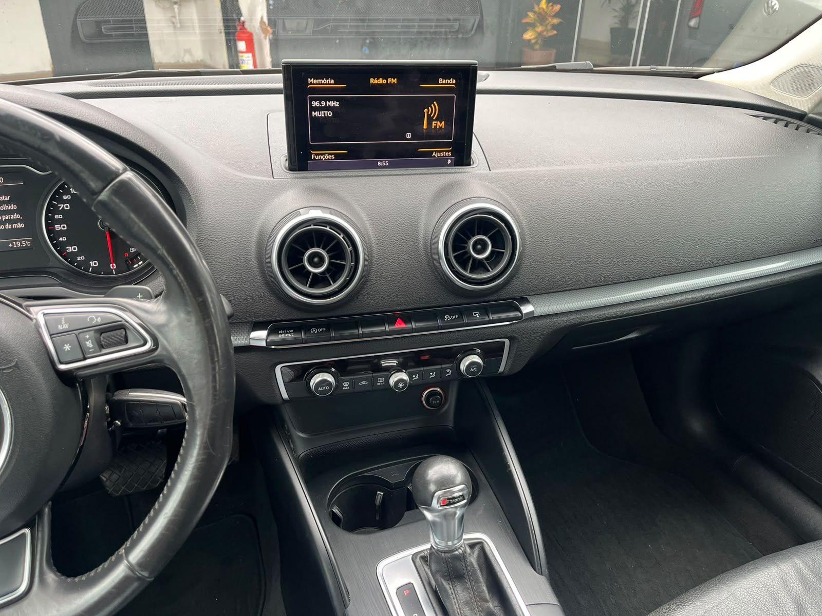 AUDI A3 Sedan - Foto