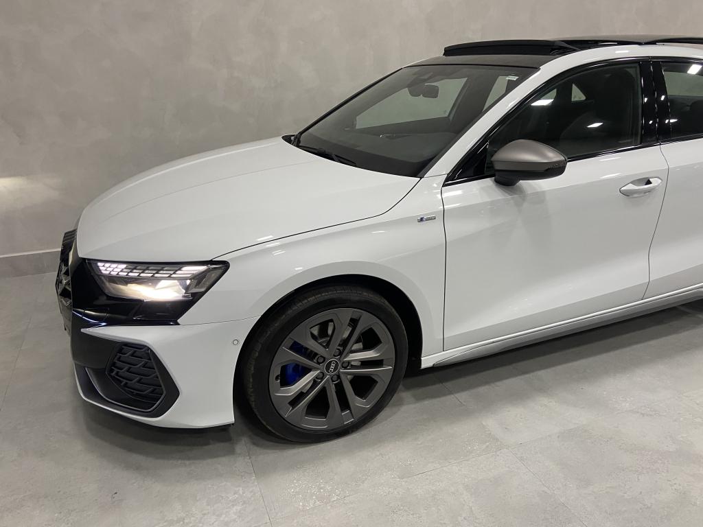 AUDI A3 Sedan - Foto