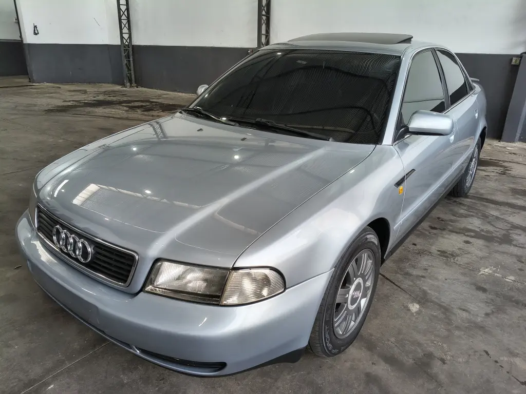 AUDI A4 - Foto