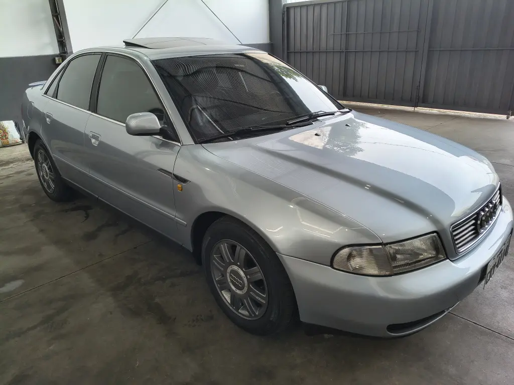 AUDI A4 - Foto