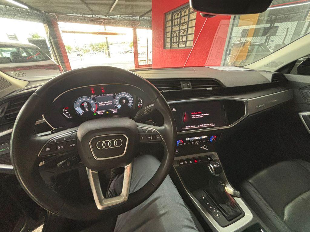 AUDI Q3 - Foto