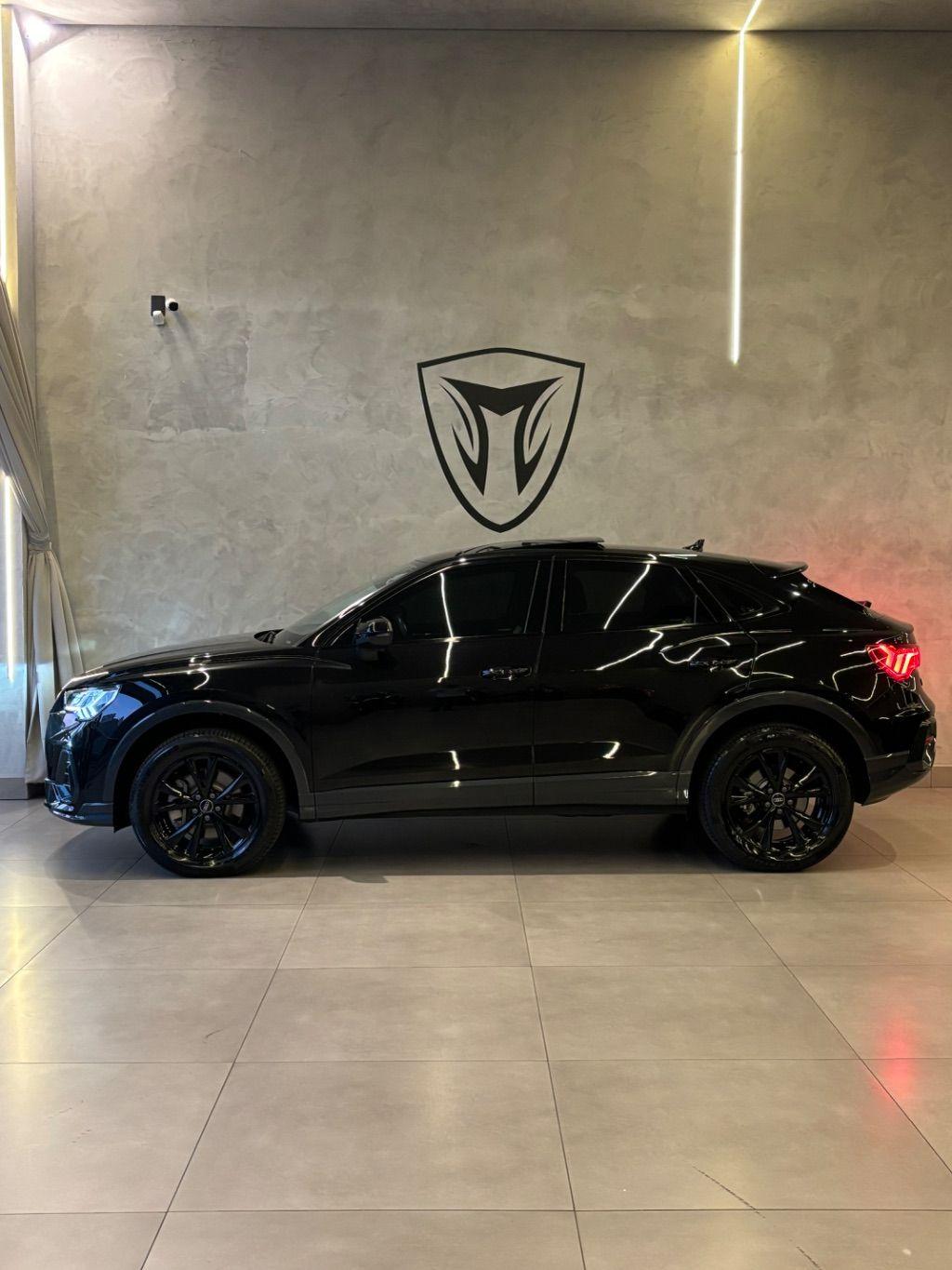 AUDI Q3 - Foto