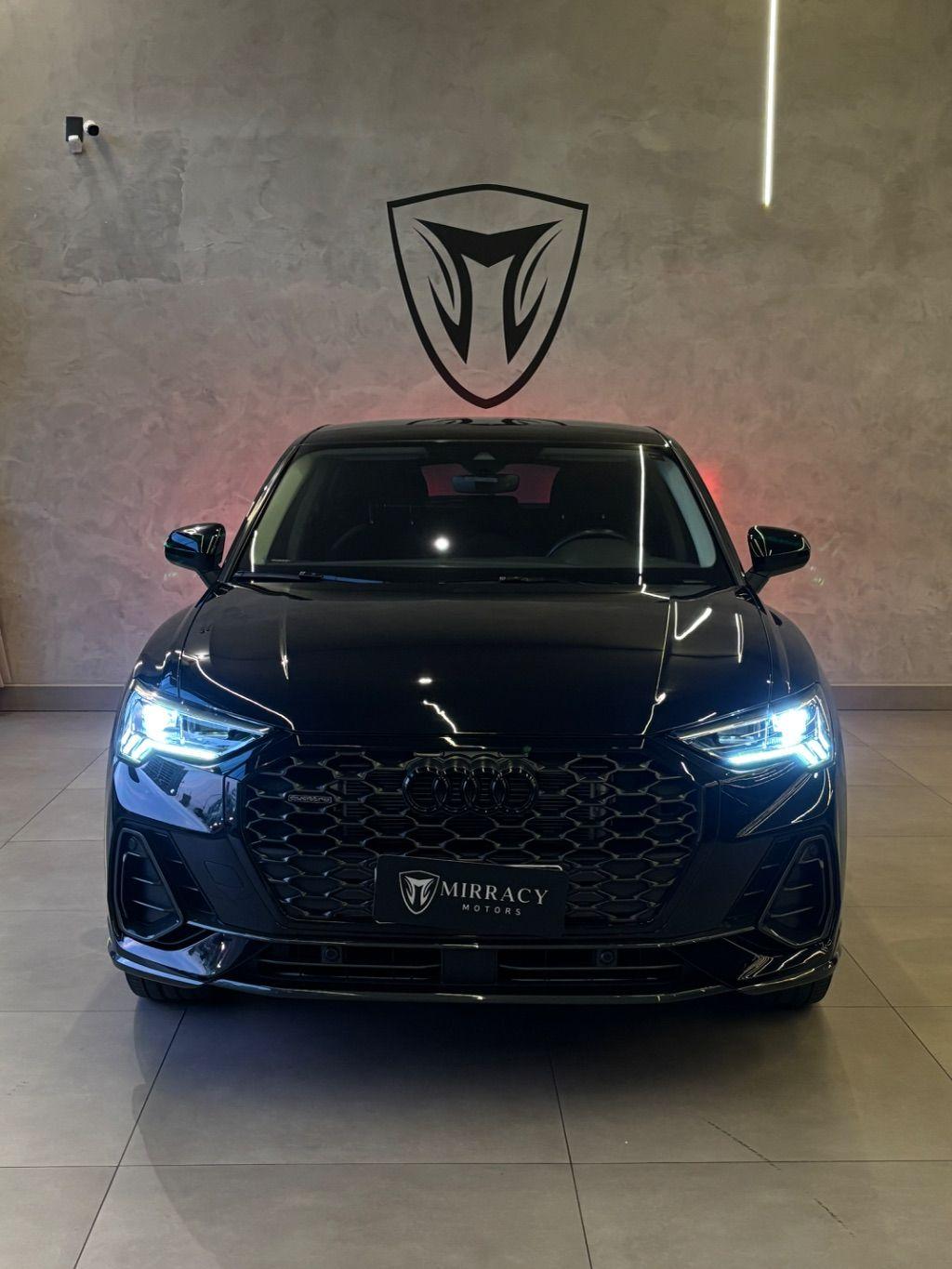 AUDI Q3 - Foto