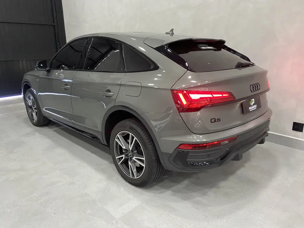 AUDI Q5 - Foto