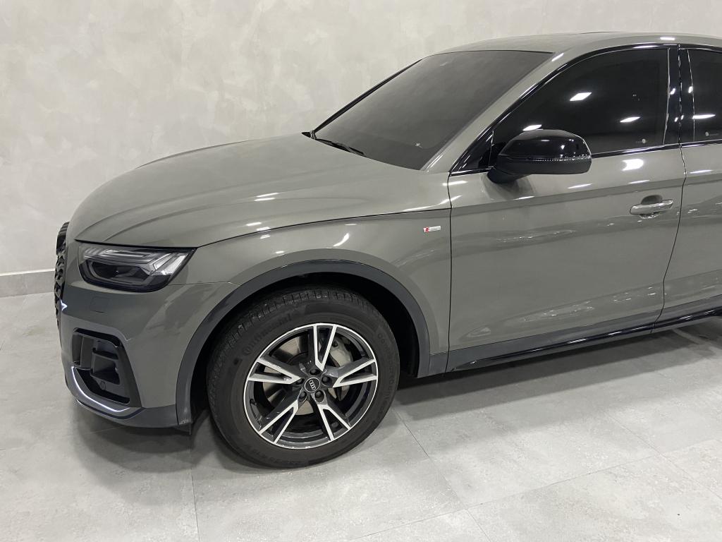 AUDI Q5 - Foto