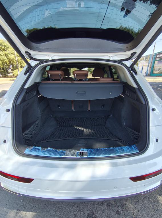 AUDI Q5 - Miniatura