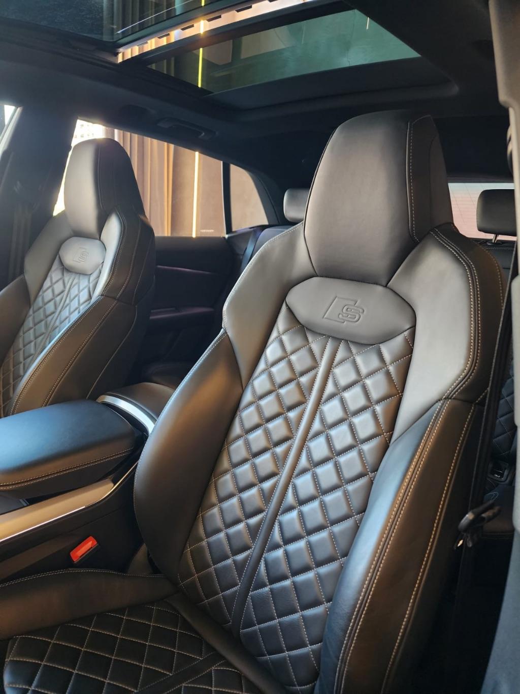 AUDI Q8 - Foto