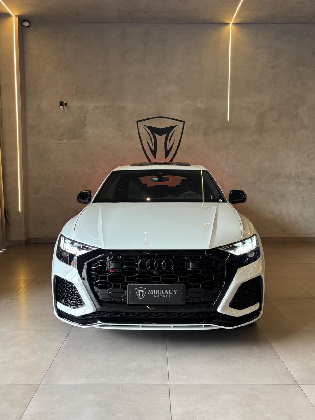 AUDI RS Q8 - Foto
