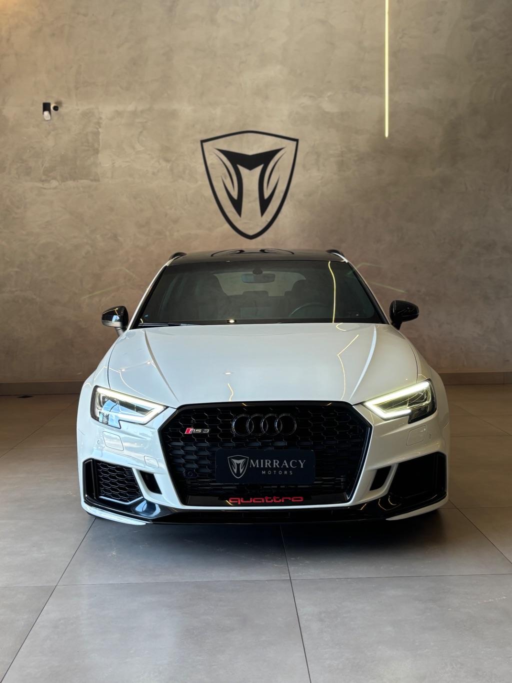 AUDI RS3 - Foto