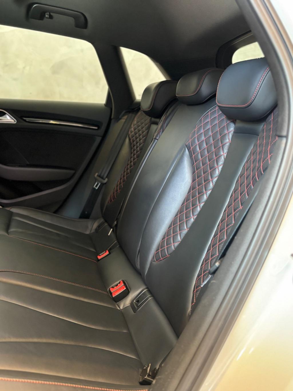 AUDI RS3 - Foto