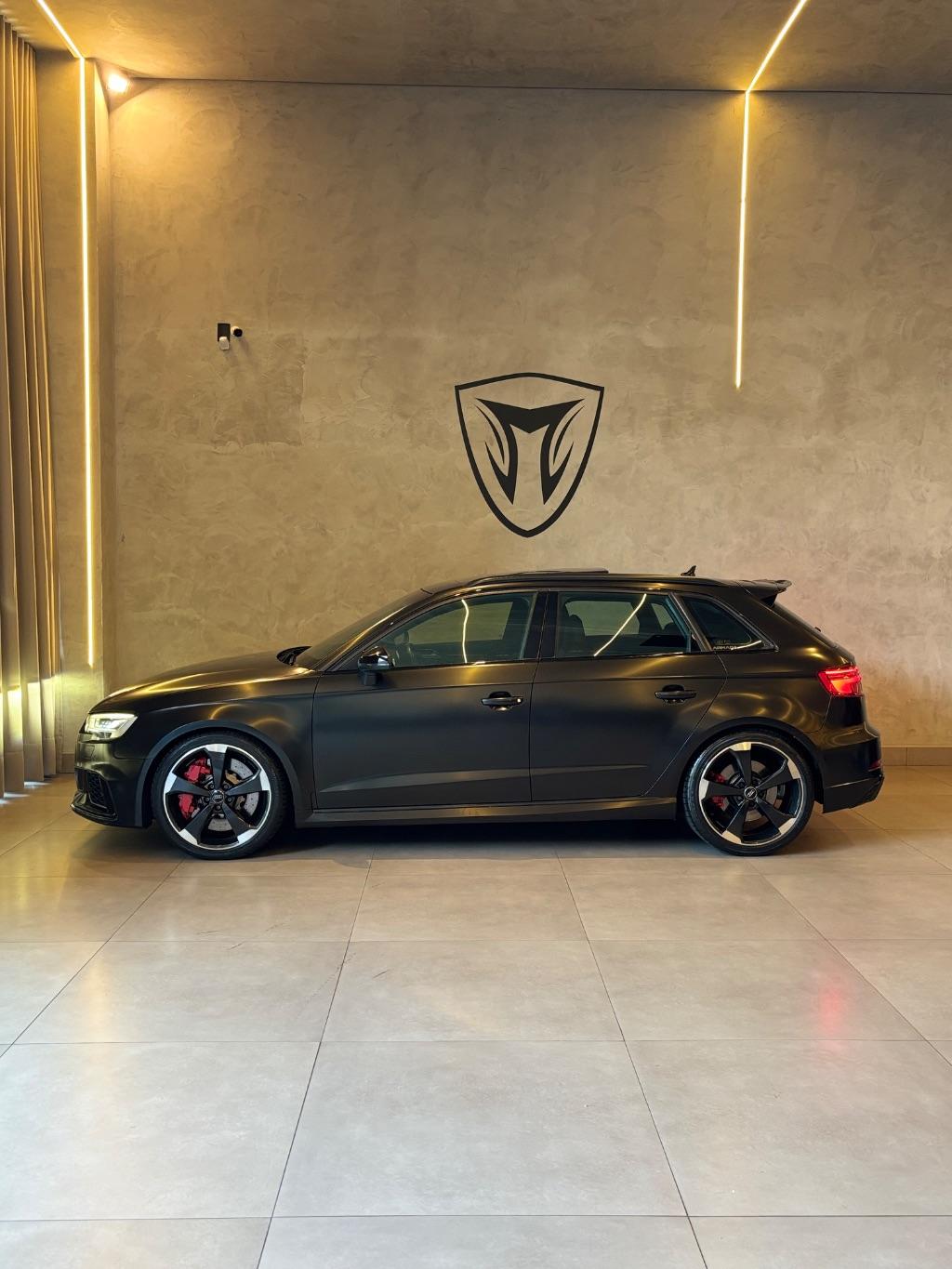 AUDI RS3 - Foto