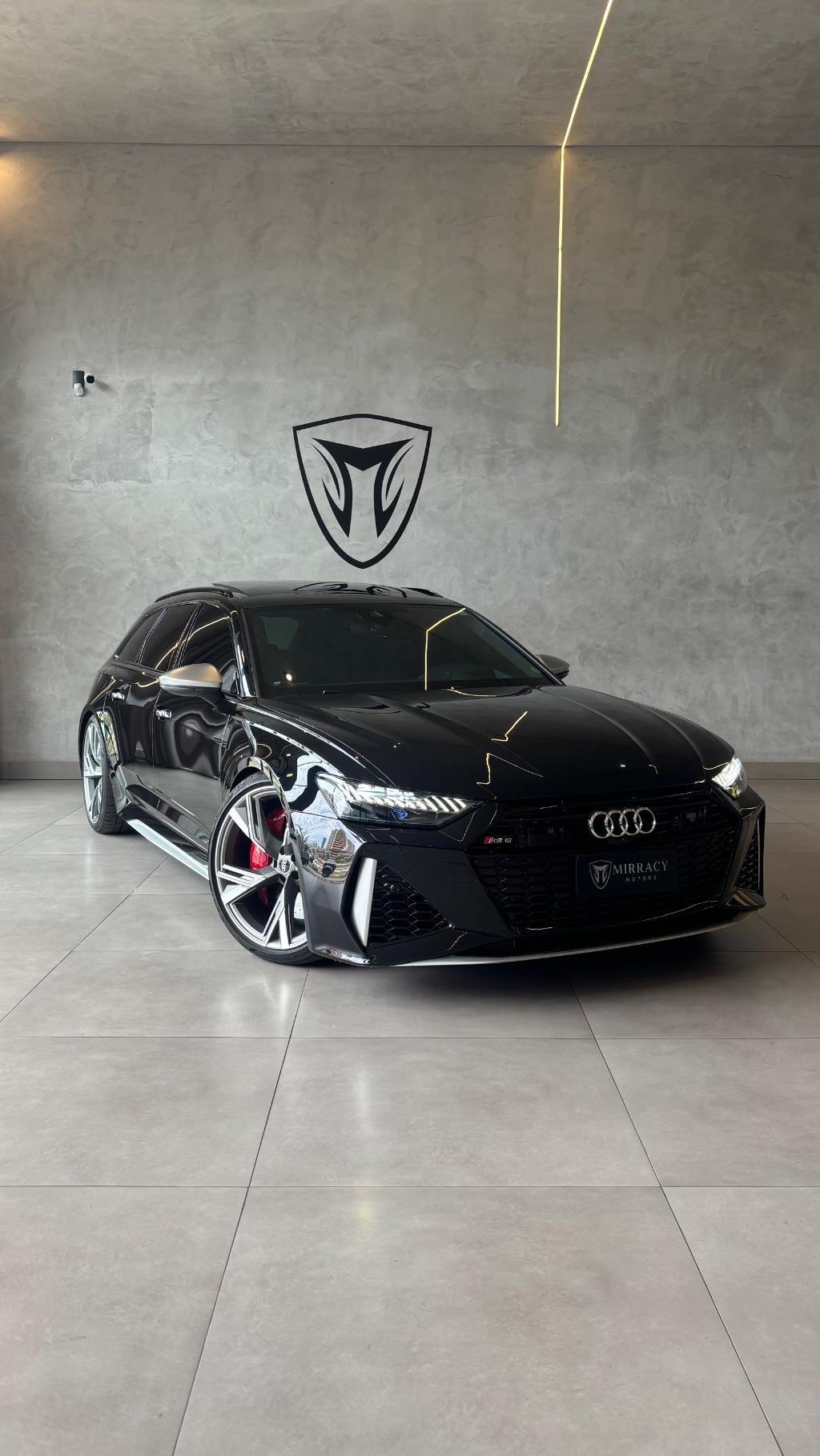 AUDI RS6 Avant - Foto