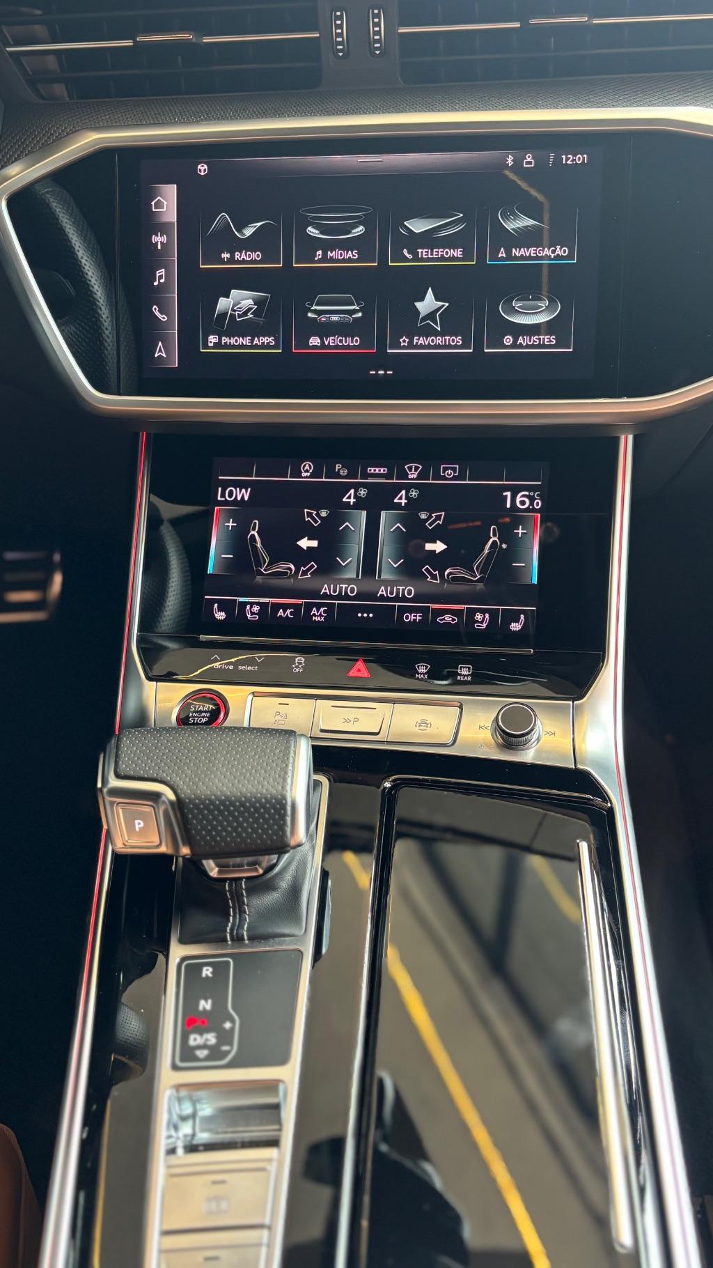 AUDI RS6 Avant - Foto
