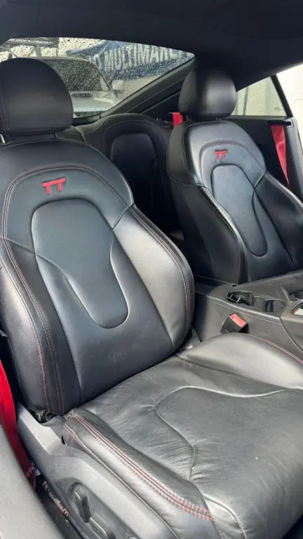 AUDI TT - Foto