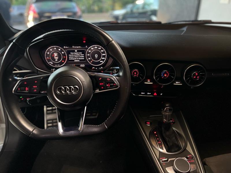 AUDI TT - Foto