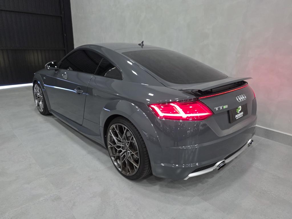 AUDI TT - Foto