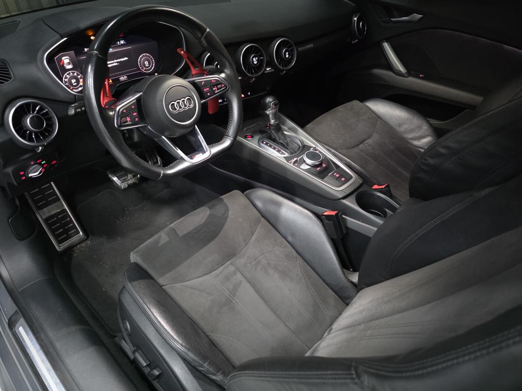 AUDI TT - Foto