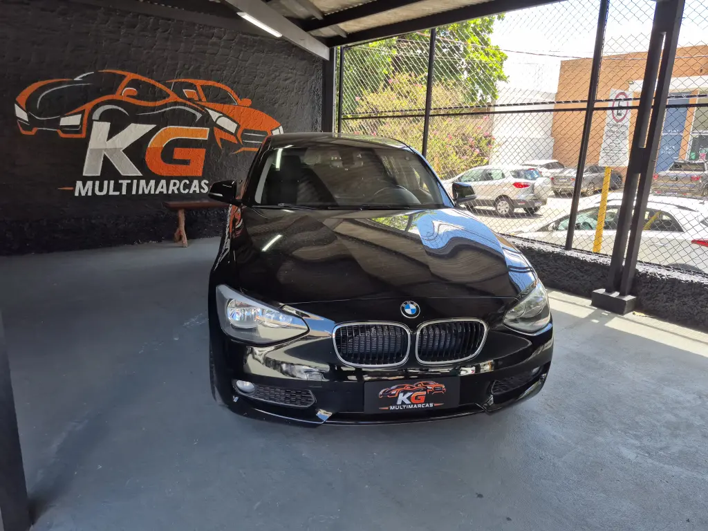 BMW 118i - Foto