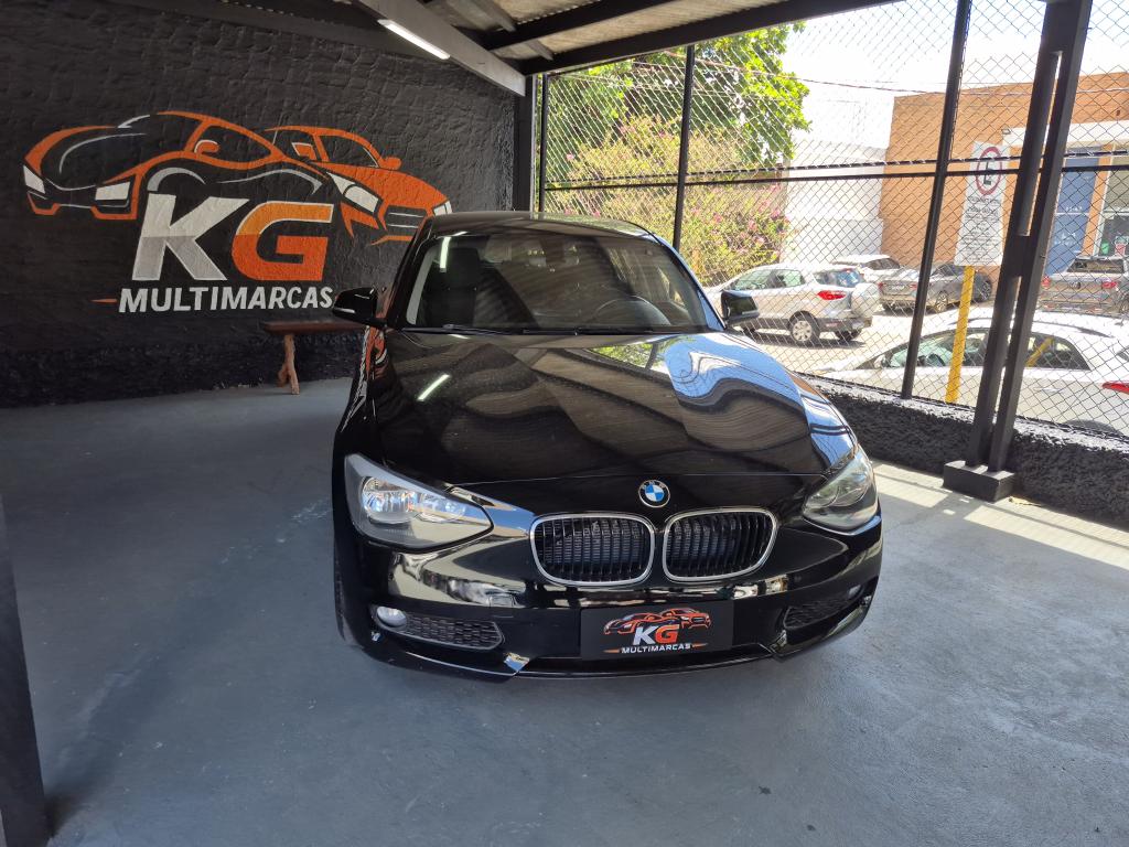 BMW 118i - Foto