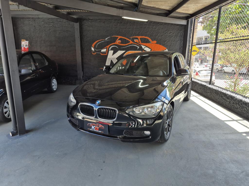 BMW 118i - Foto