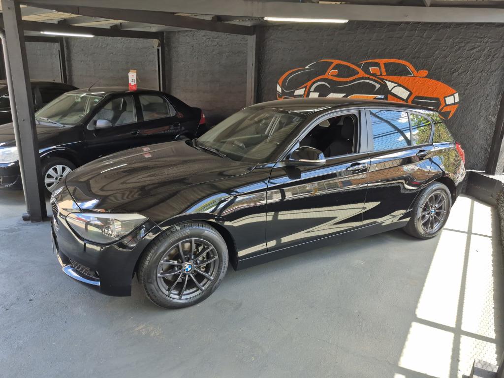 BMW 118i - Foto
