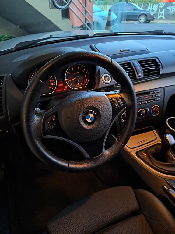 BMW 118i - Foto