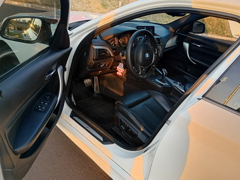 BMW 125i - Foto