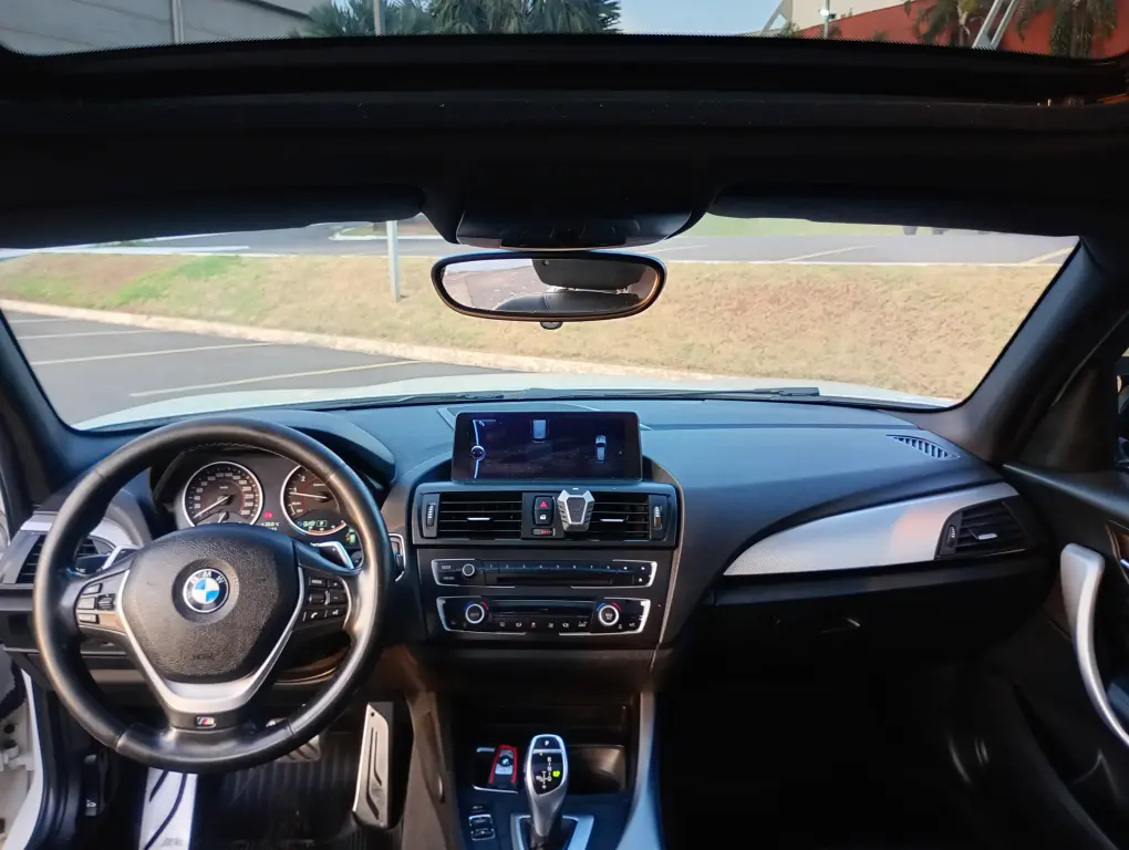 BMW 125i - Foto