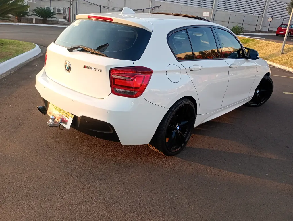BMW 125i - Foto