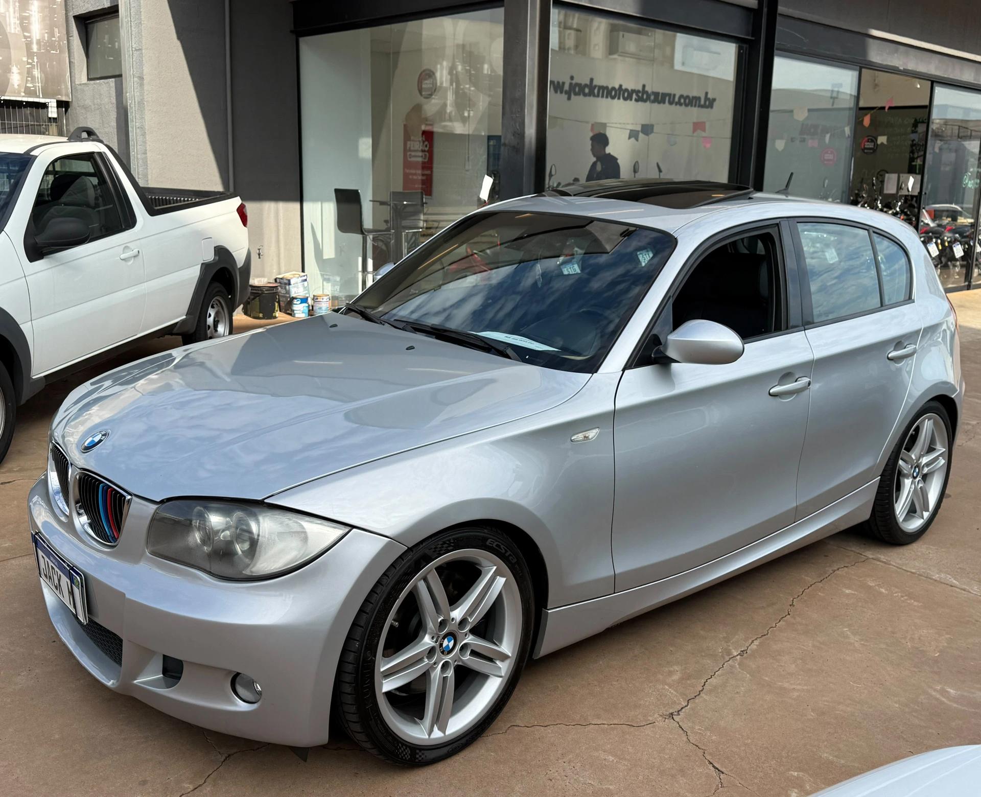 BMW 130I - Foto
