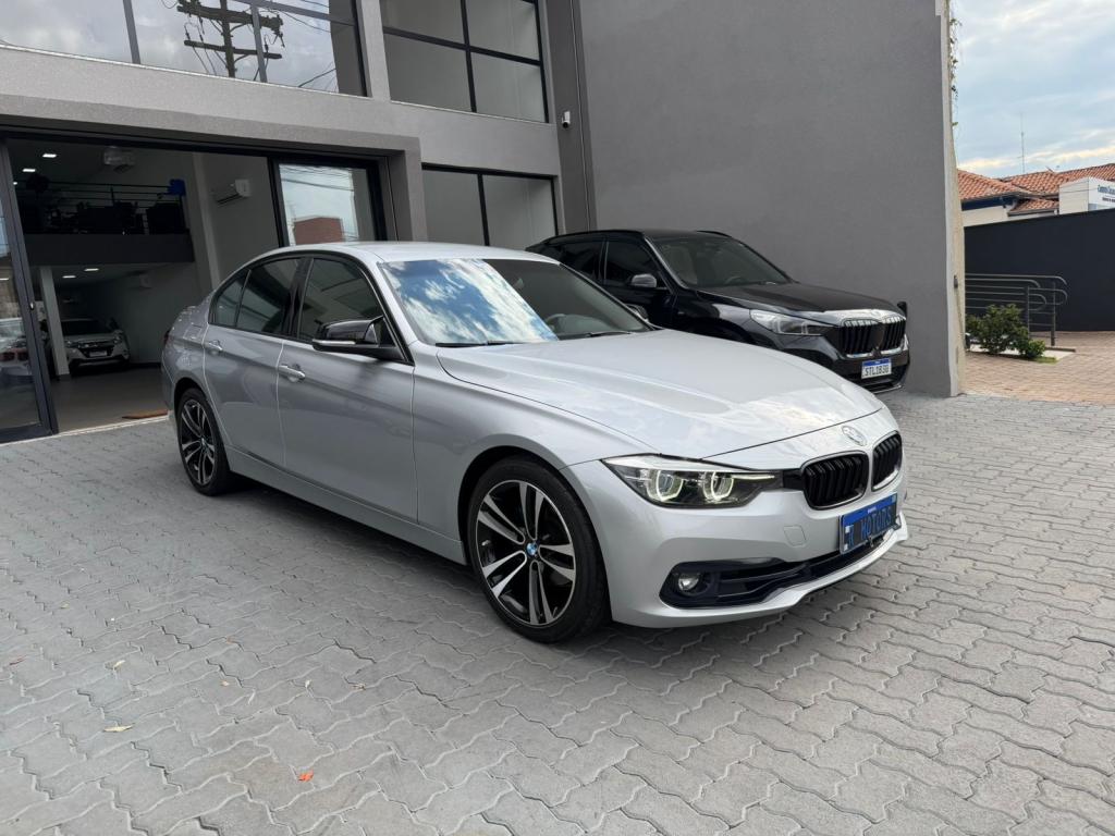 BMW 320I