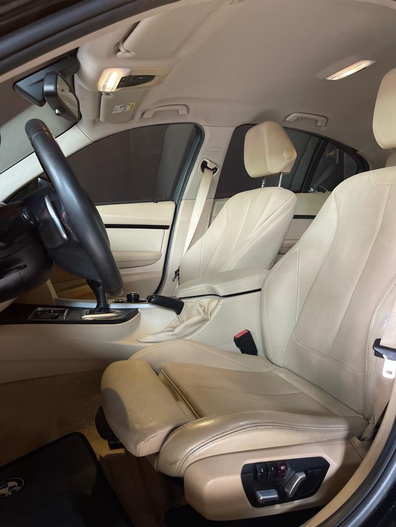 BMW 320I - Foto