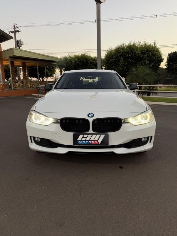 BMW 320I - Foto