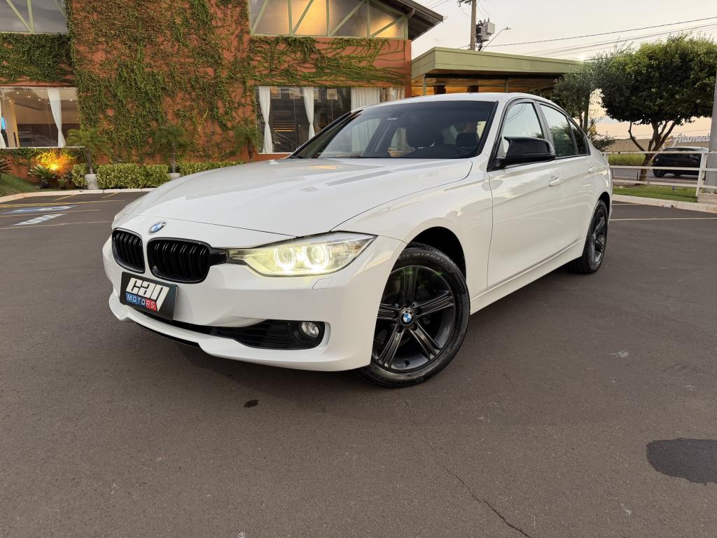 BMW 320I - Foto
