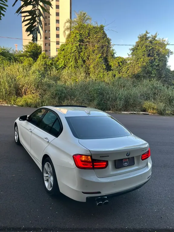 BMW 328I - Foto