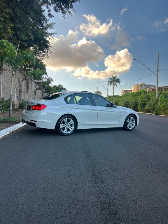 BMW 328I - Foto
