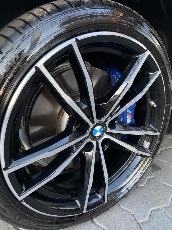 BMW 330E - Foto