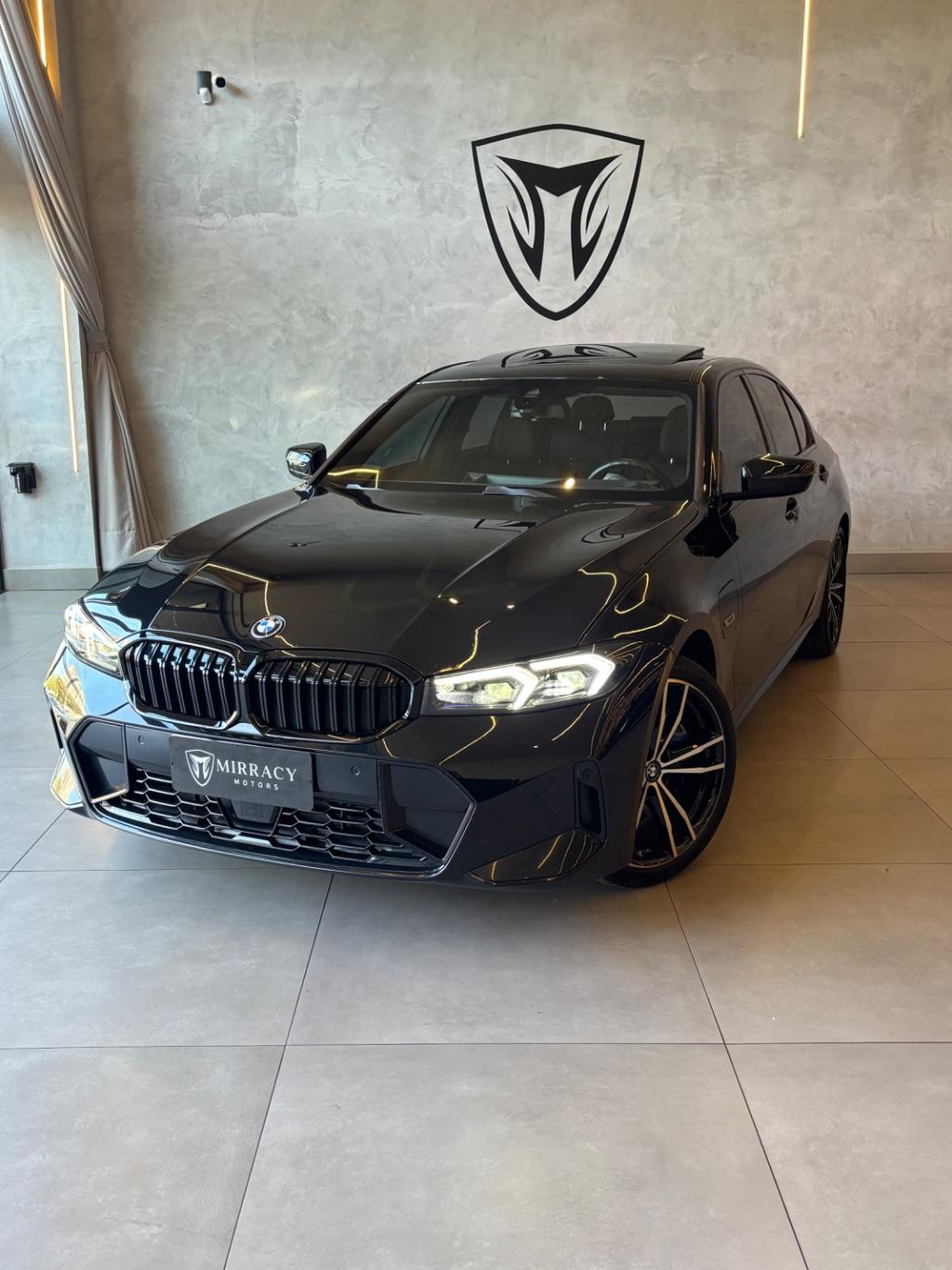 BMW 330E
