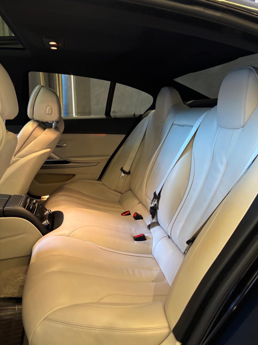BMW 650I - Foto