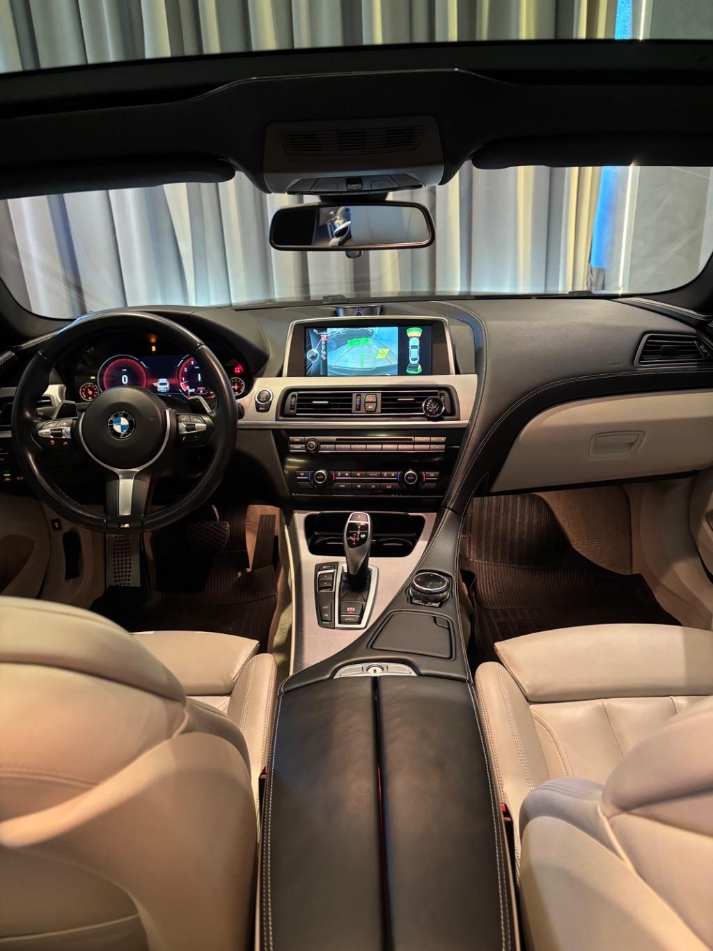 BMW 650I - Foto