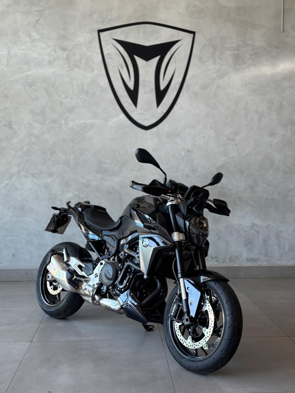 BMW F 900 R